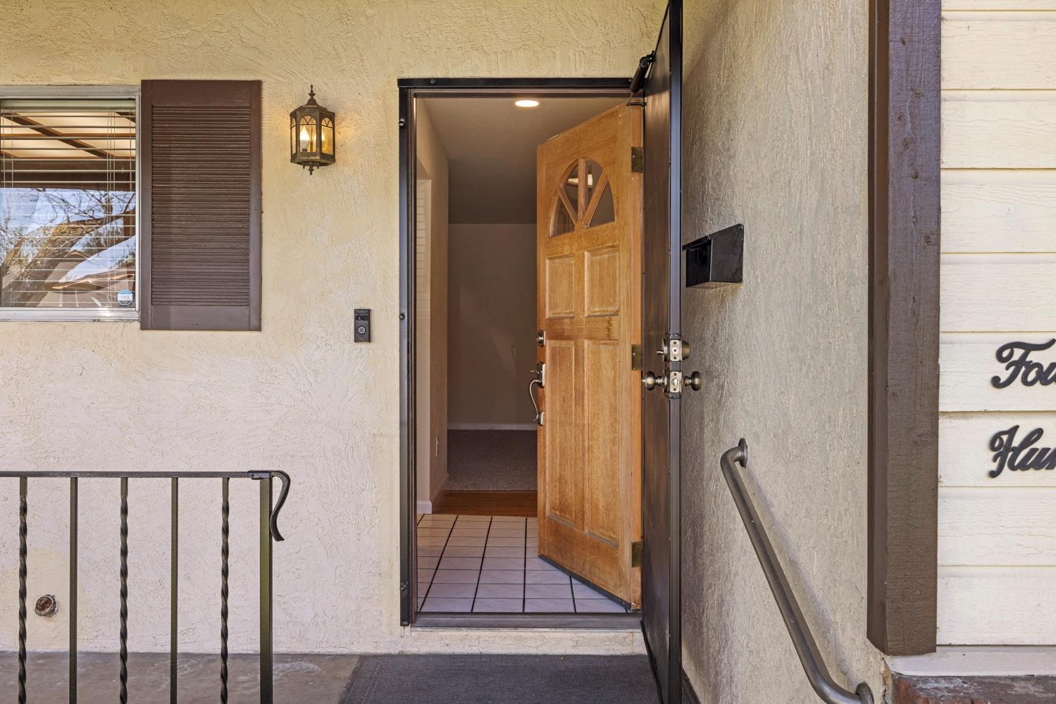 1400 Rosemead Ct, Modesto, CA 95350