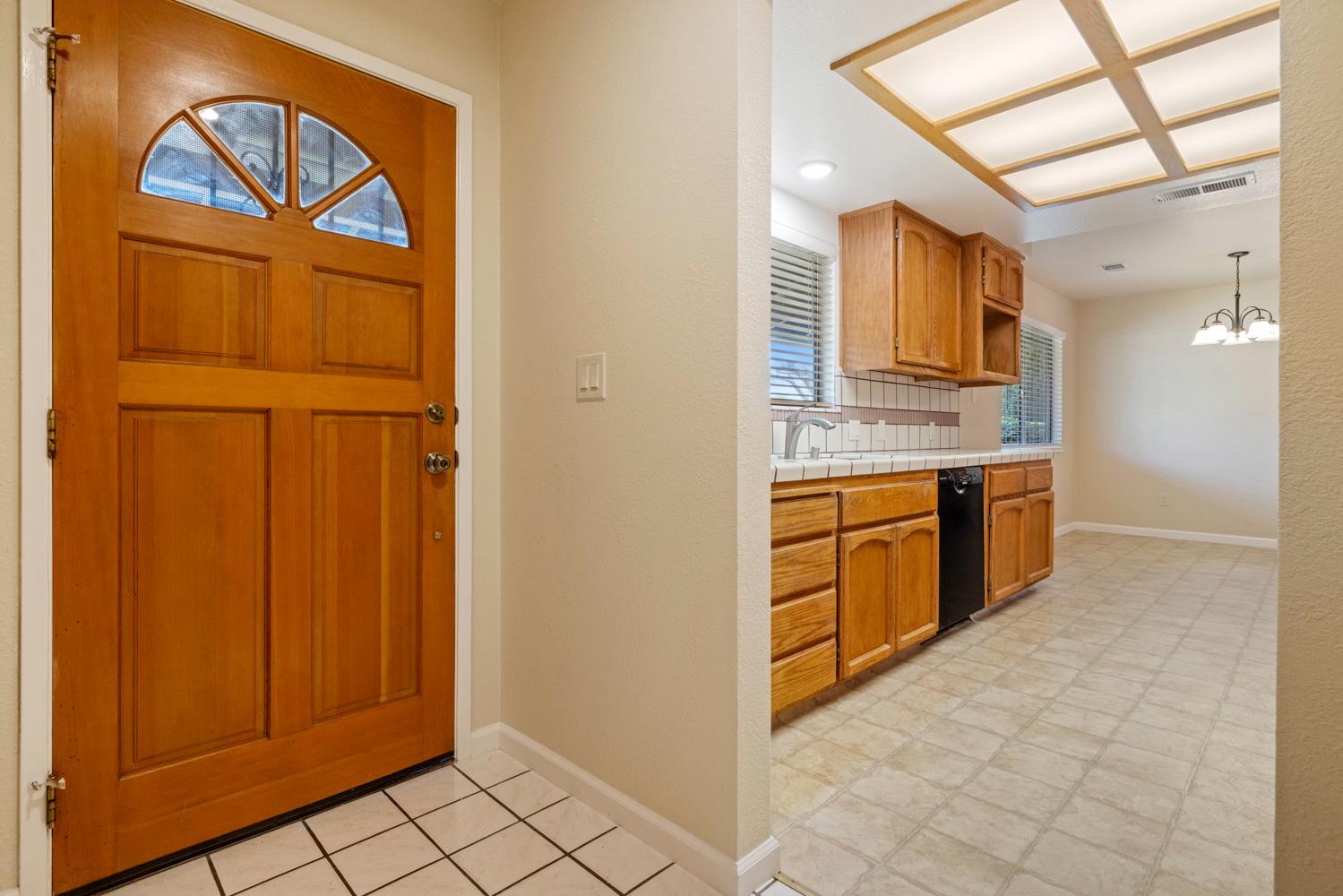 1400 Rosemead Ct, Modesto, CA 95350