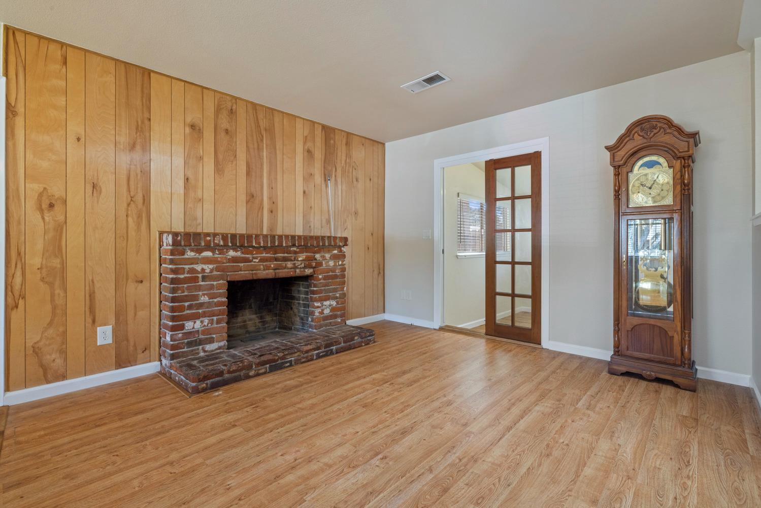 1400 Rosemead Ct, Modesto, CA 95350