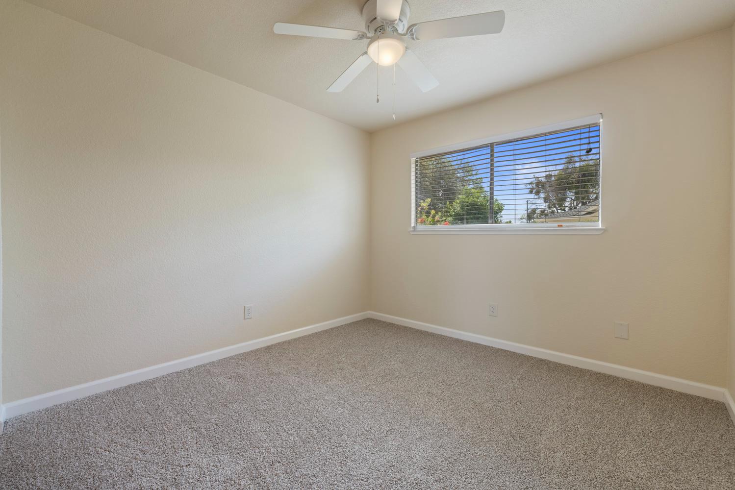 1400 Rosemead Ct, Modesto, CA 95350