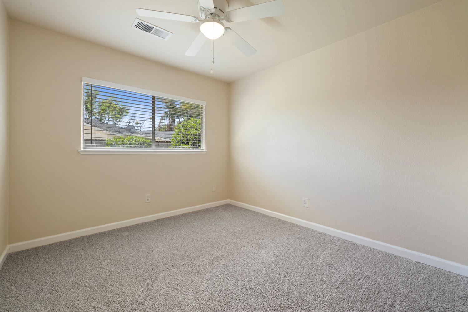 1400 Rosemead Ct, Modesto, CA 95350