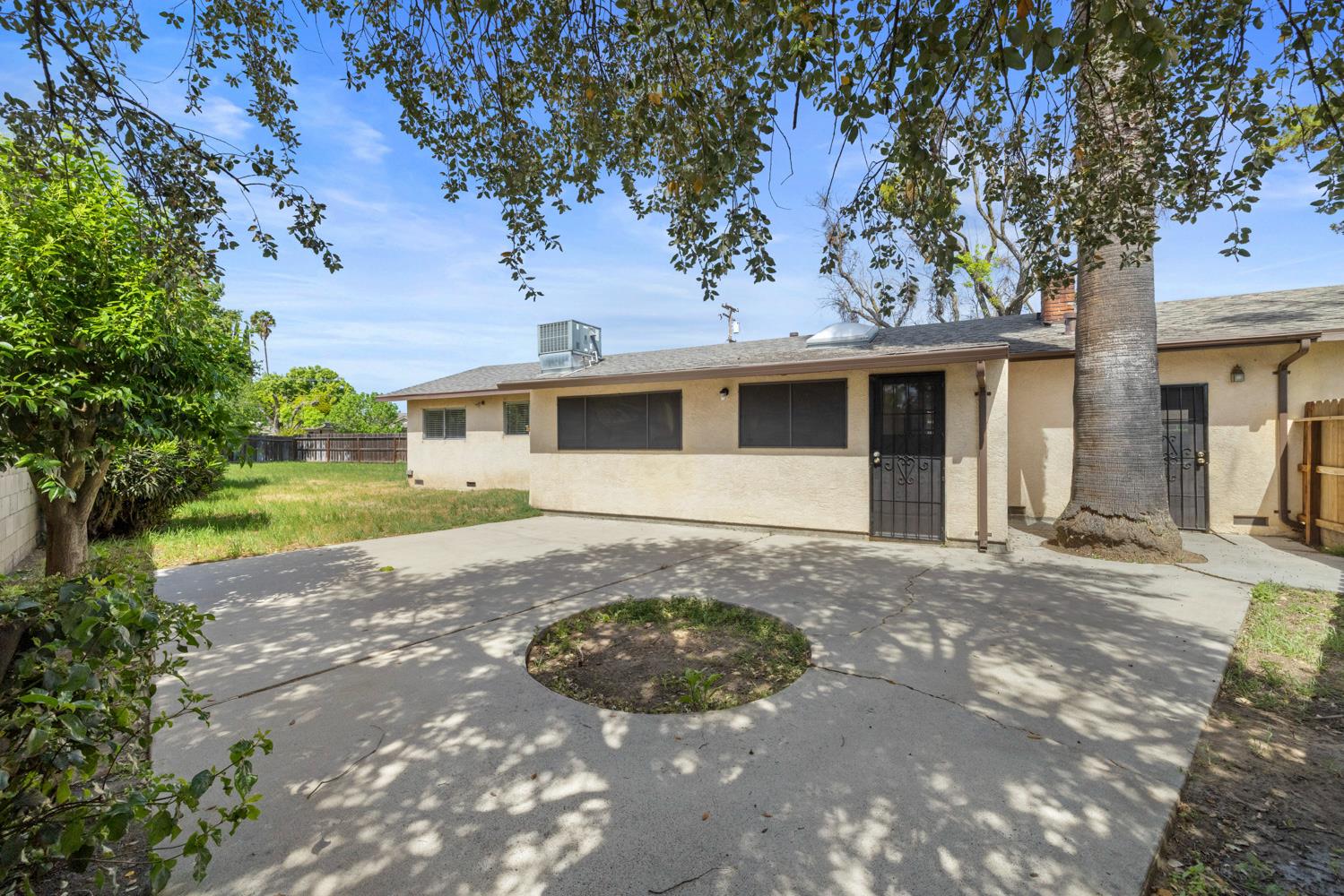 1400 Rosemead Ct, Modesto, CA 95350