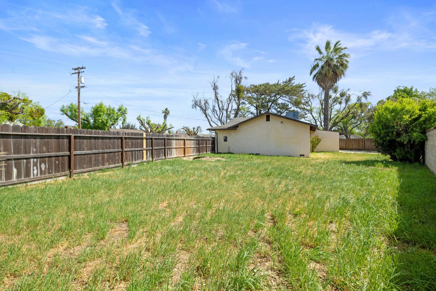 1400 Rosemead Ct, Modesto, CA 95350