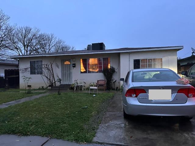 1151 W 11th St, Merced, CA 95341