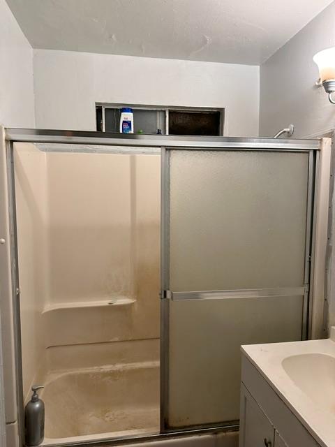 1151 W 11th St, Merced, CA 95341