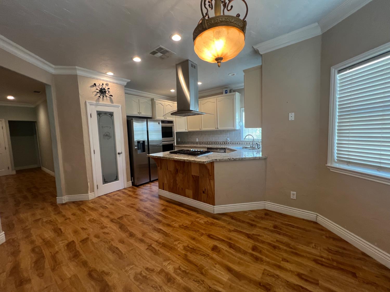1629 College Ave, Modesto, CA 95350