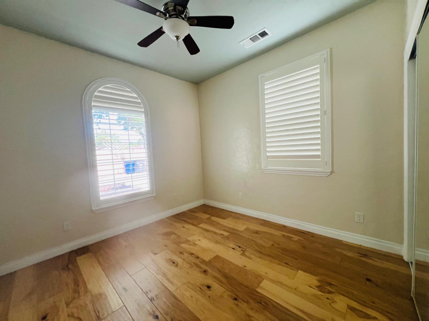 1629 College Ave, Modesto, CA 95350