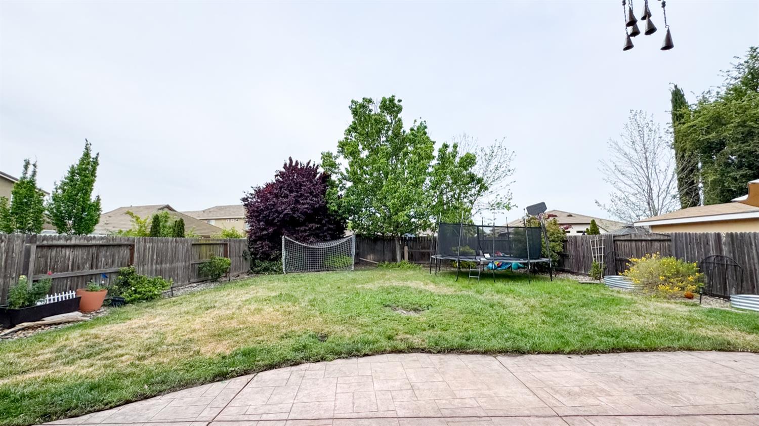 1747 Dalia Ln, Manteca, CA 95337