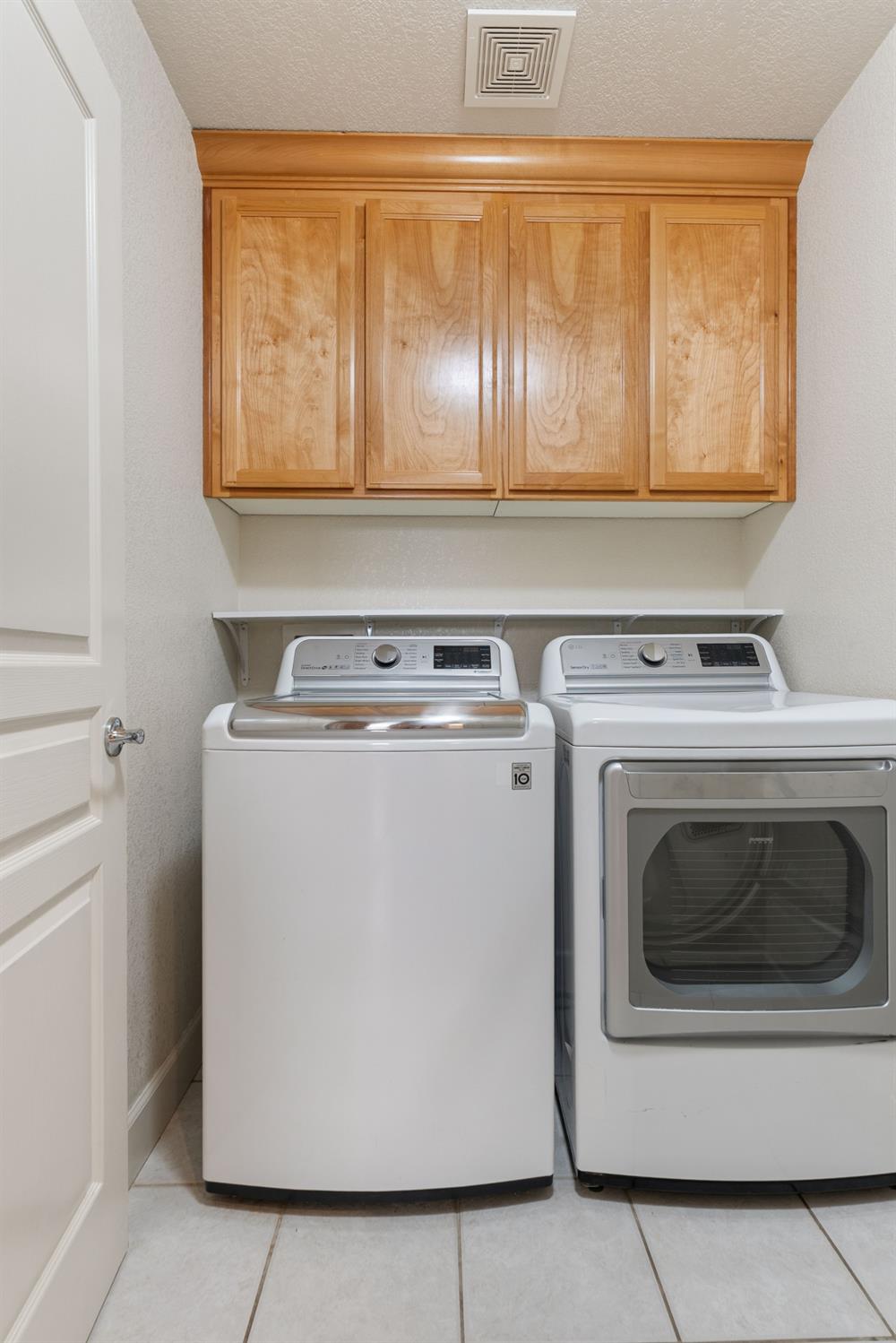 1812 Newhampton Ct, Modesto, CA 95355