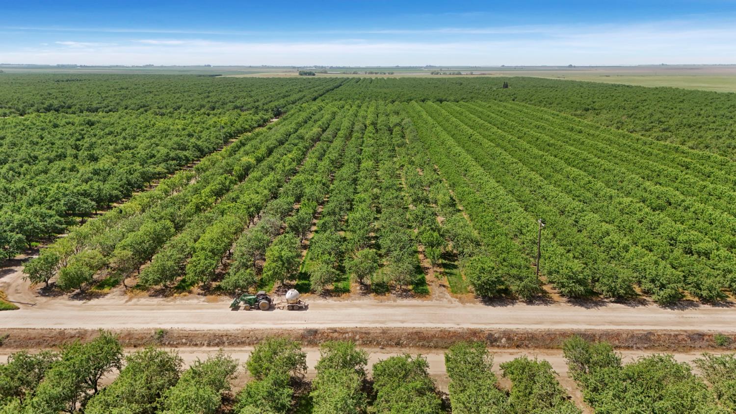 4866 E Roosevelt Rd, Chowchilla, CA 93610