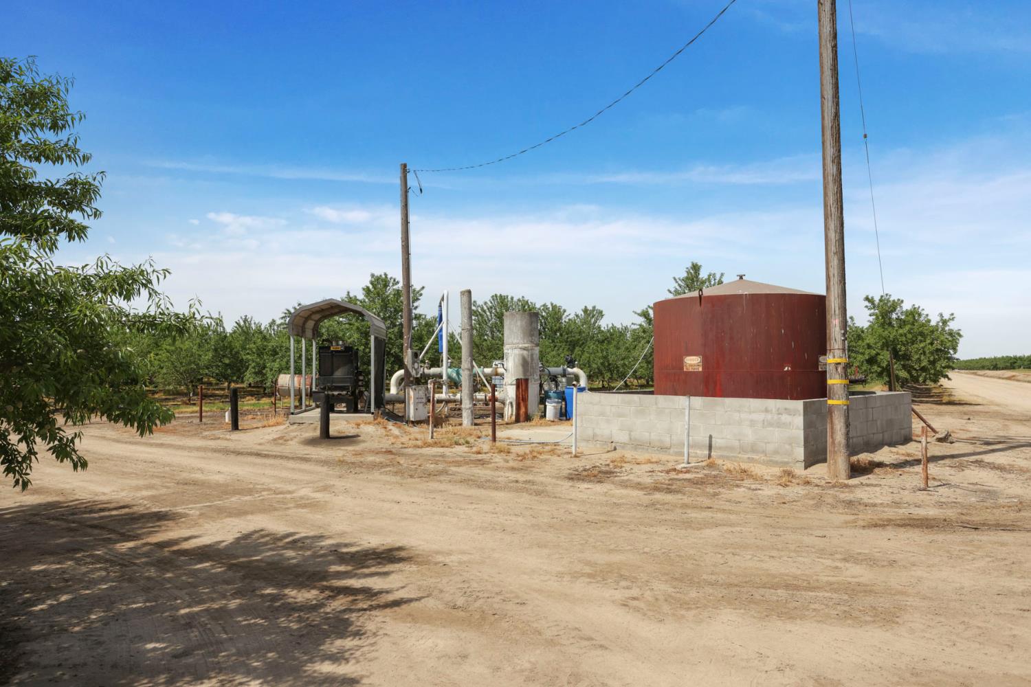 4866 E Roosevelt Rd, Chowchilla, CA 93610