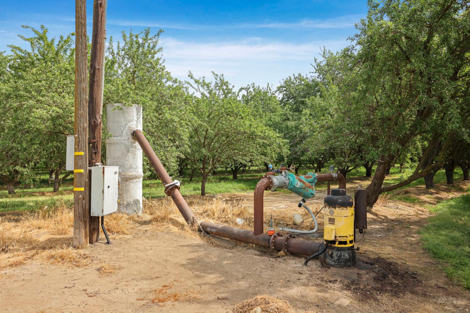 4866 E Roosevelt Rd, Chowchilla, CA 93610