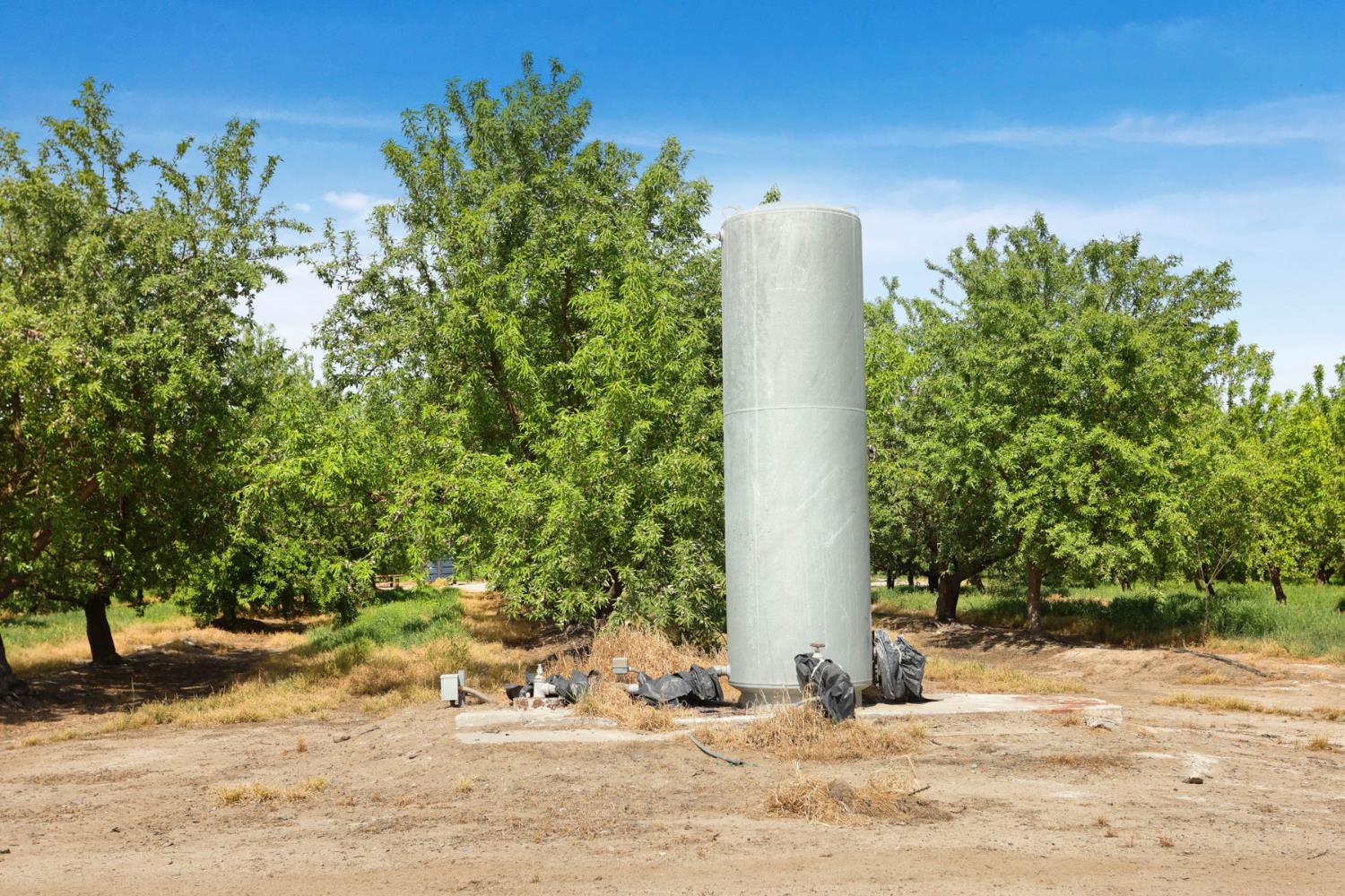 4866 E Roosevelt Rd, Chowchilla, CA 93610