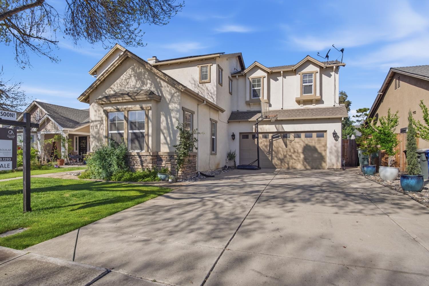 2213 Lionudakis Ct, Modesto, CA 95355