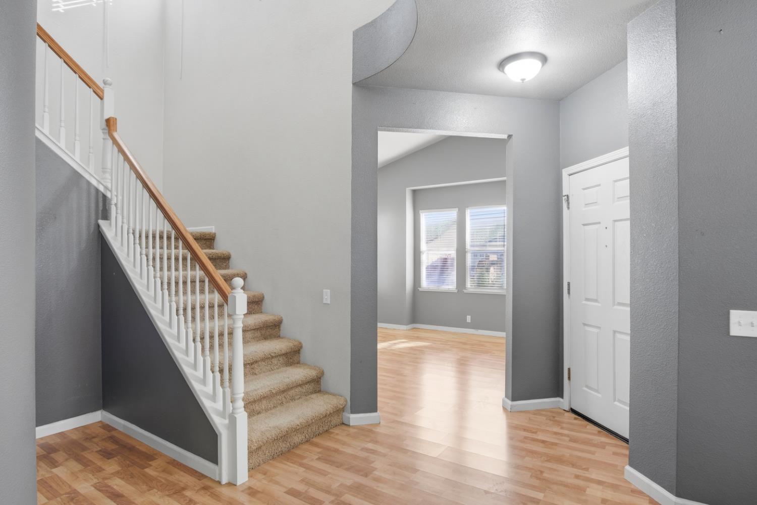 2213 Lionudakis Ct, Modesto, CA 95355