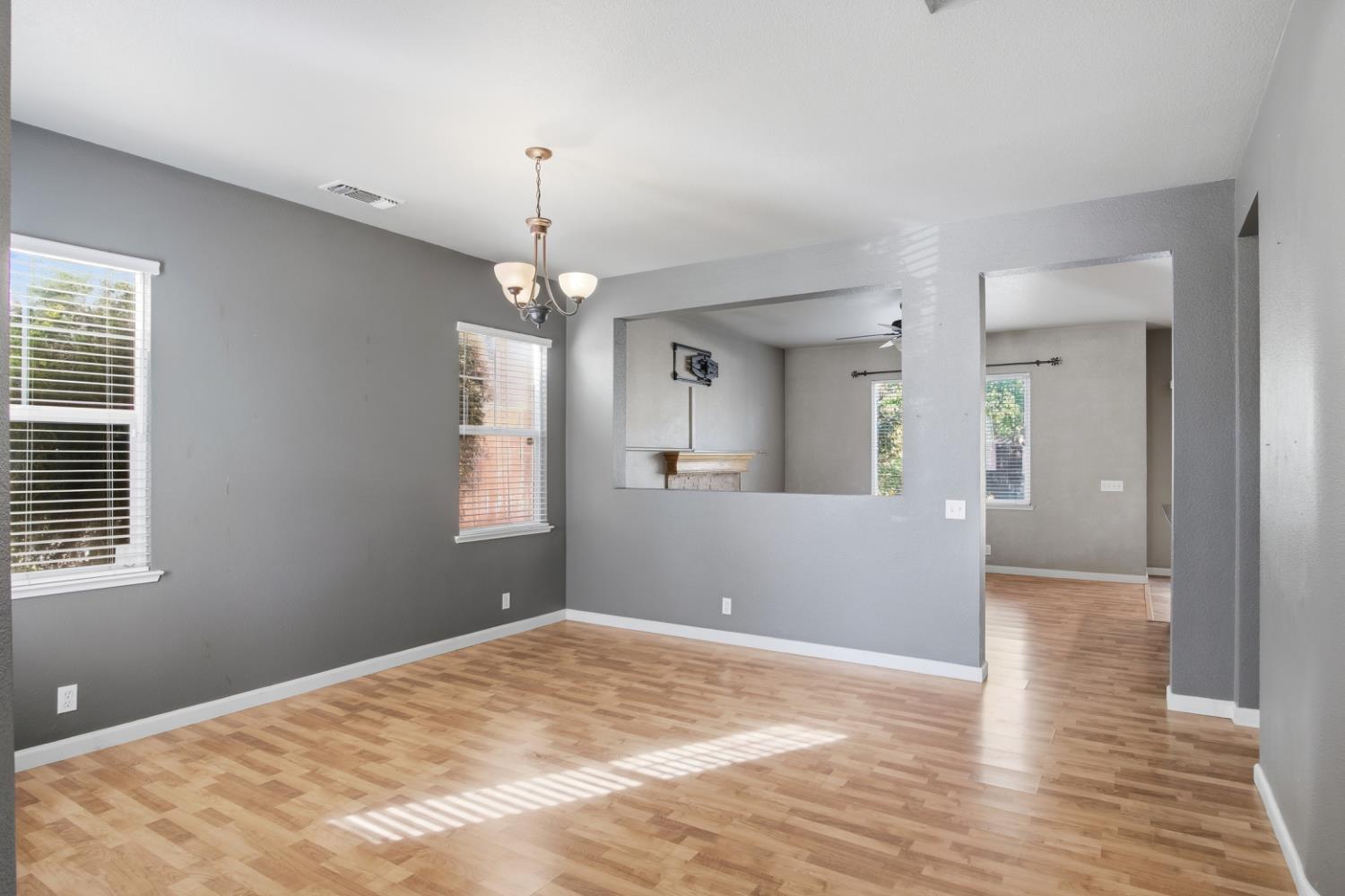 2213 Lionudakis Ct, Modesto, CA 95355