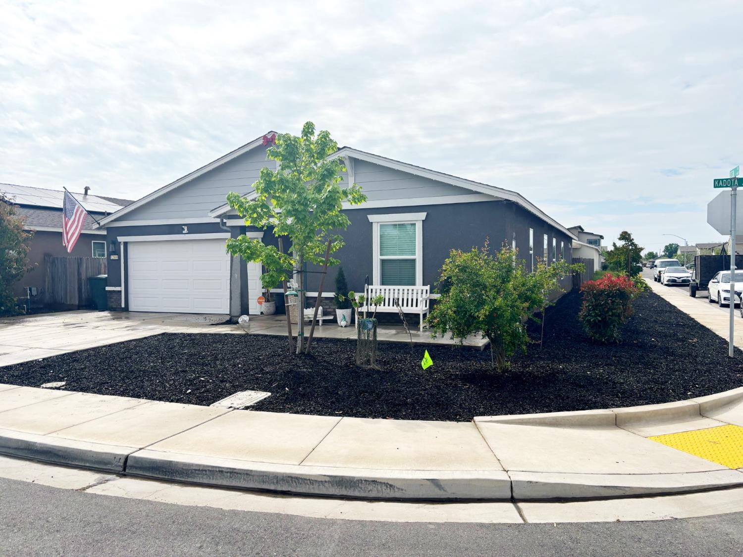 12080 Kadota Ave, Waterford, CA 95386