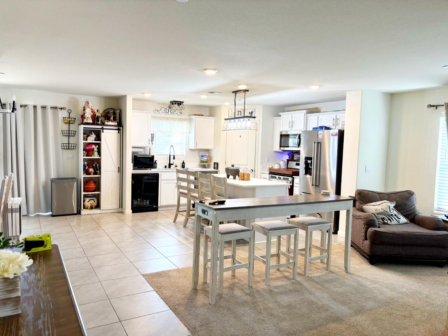 12080 Kadota Ave, Waterford, CA 95386