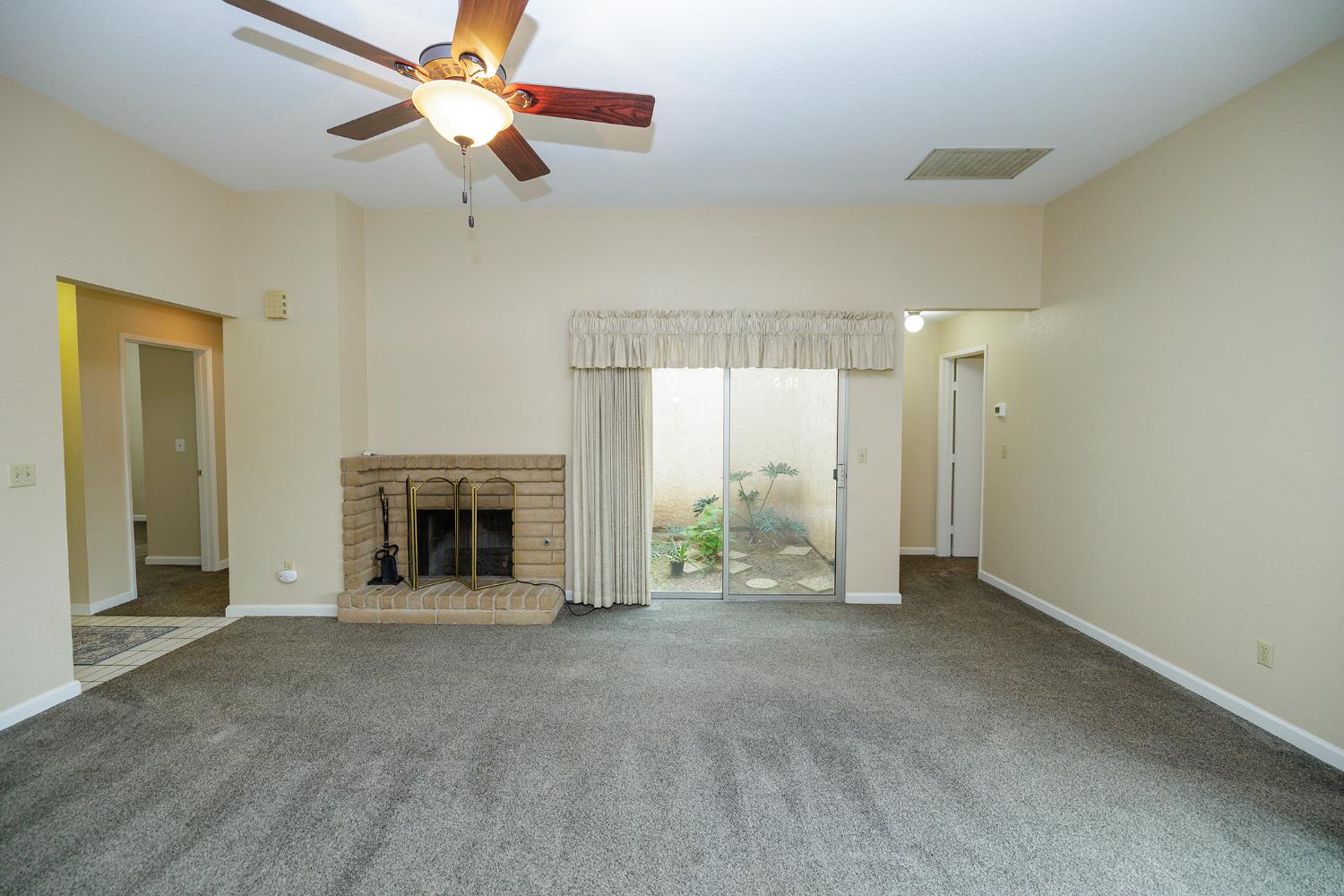 1124 Tasmania Way, Modesto, CA 95356