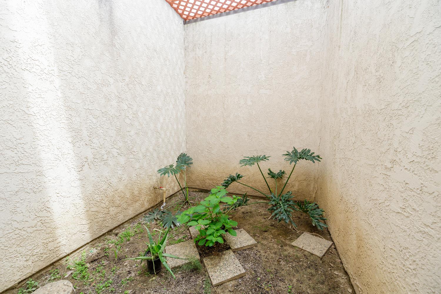 1124 Tasmania Way, Modesto, CA 95356