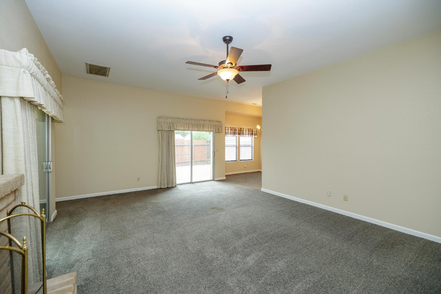 1124 Tasmania Way, Modesto, CA 95356