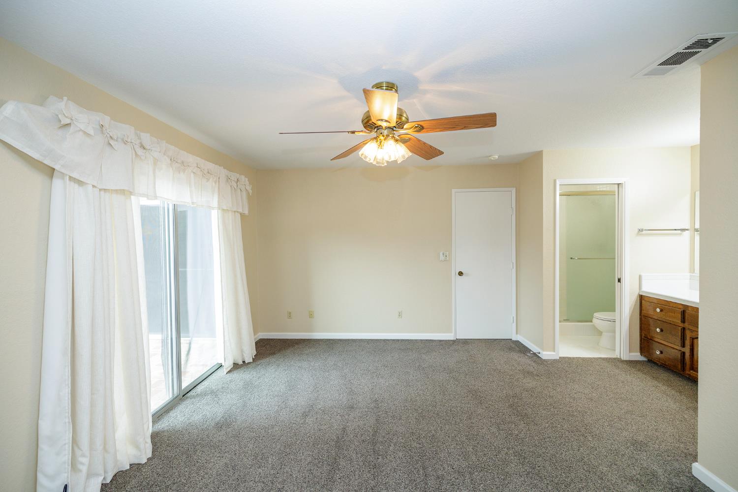 1124 Tasmania Way, Modesto, CA 95356