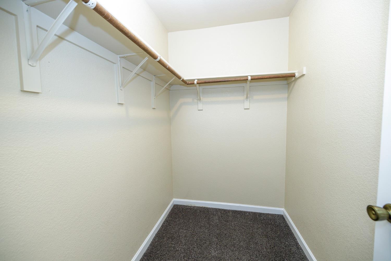 1124 Tasmania Way, Modesto, CA 95356