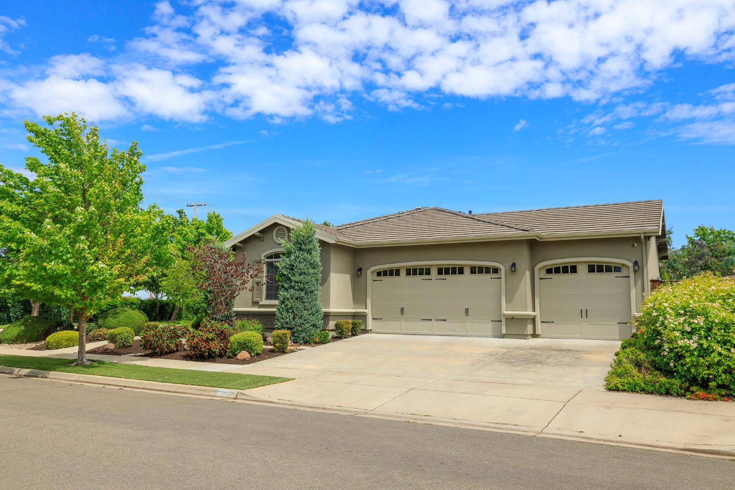 4692 Prairie Falcon Way, Turlock, CA 95382