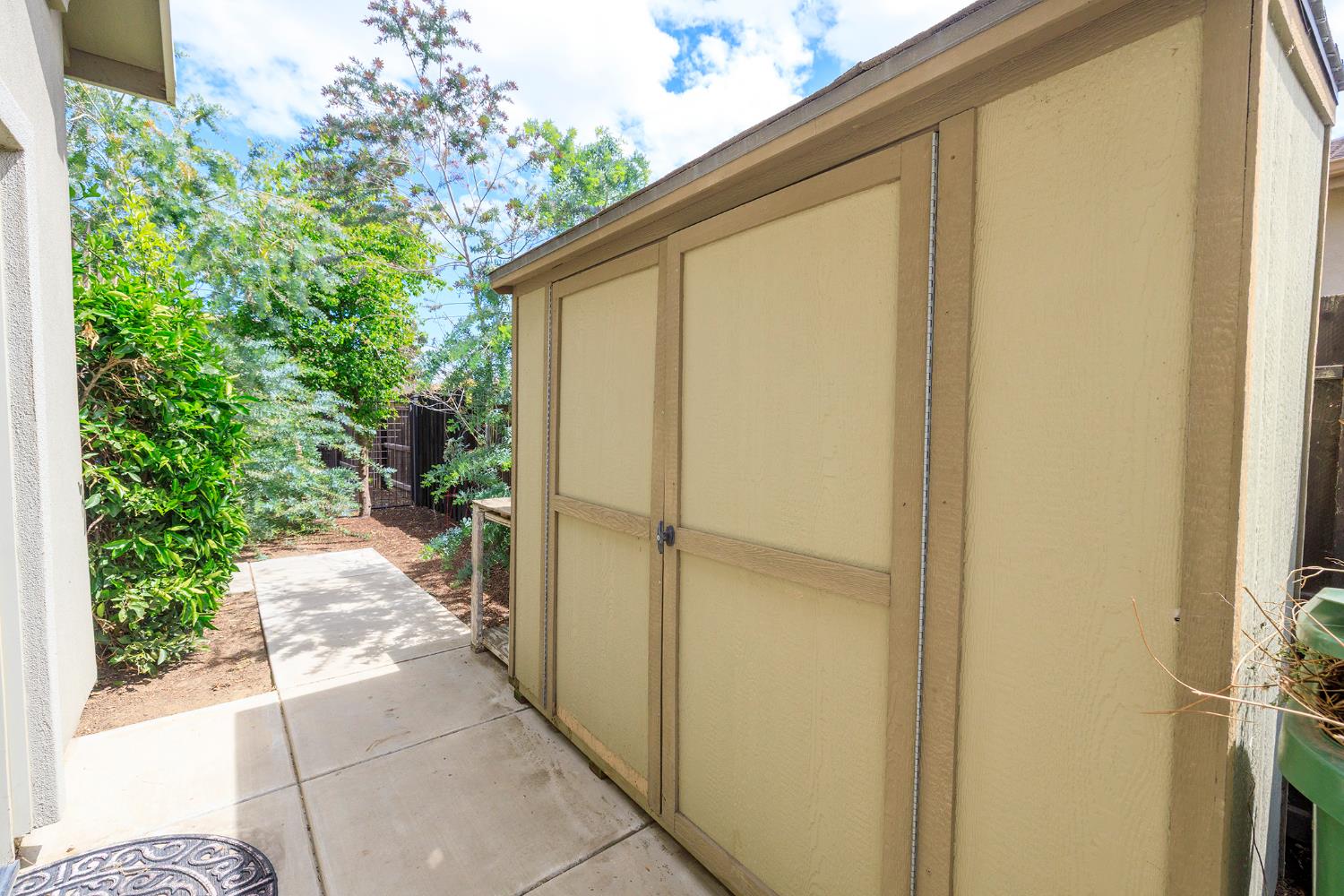 4692 Prairie Falcon Way, Turlock, CA 95382