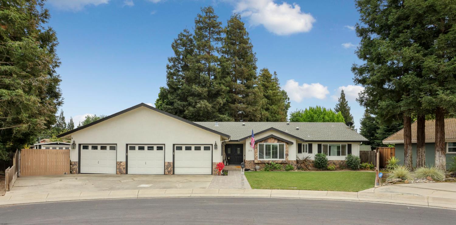 213 Primula Ct, Ripon, CA 95366