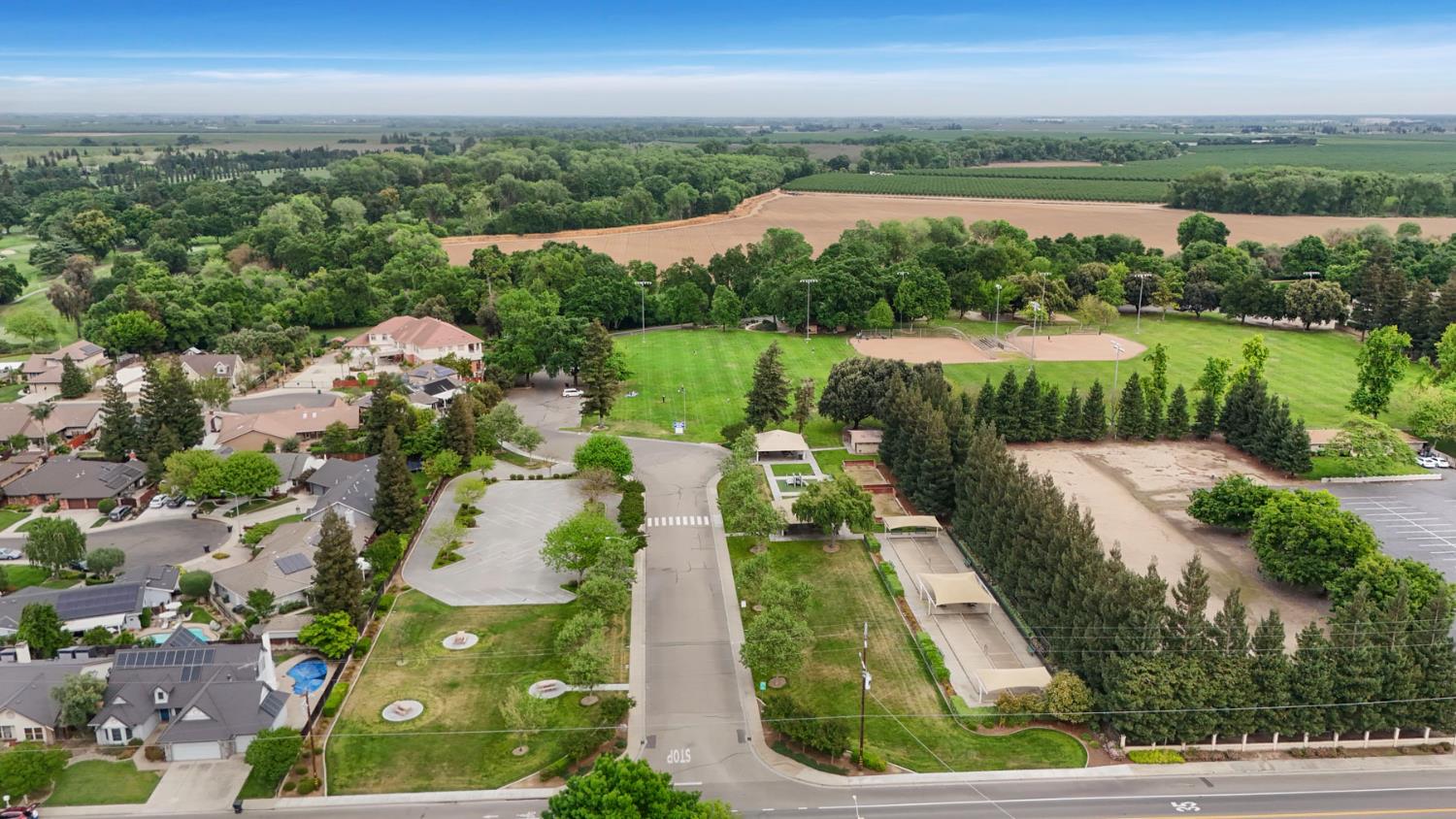 213 Primula Ct, Ripon, CA 95366