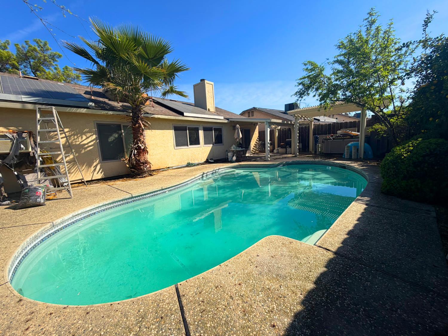 2700 Oaklawn Dr, Modesto, CA 95355