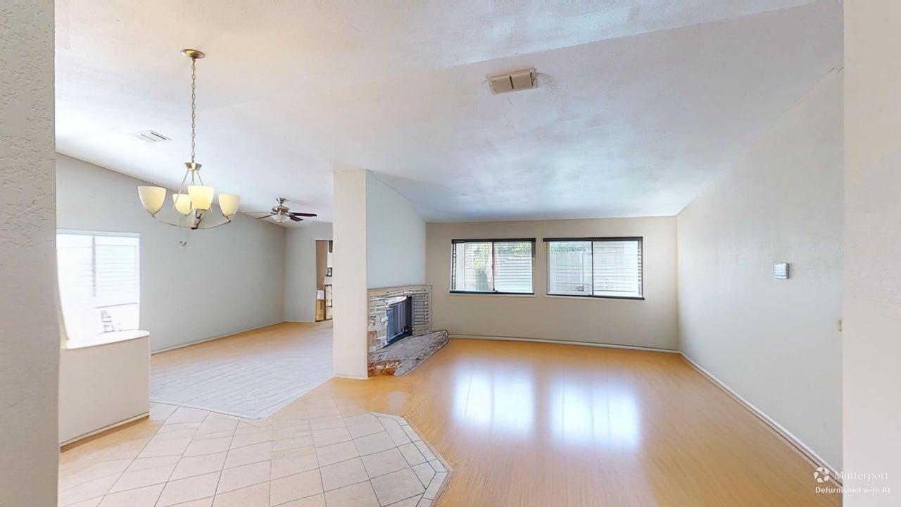 2700 Oaklawn Dr, Modesto, CA 95355