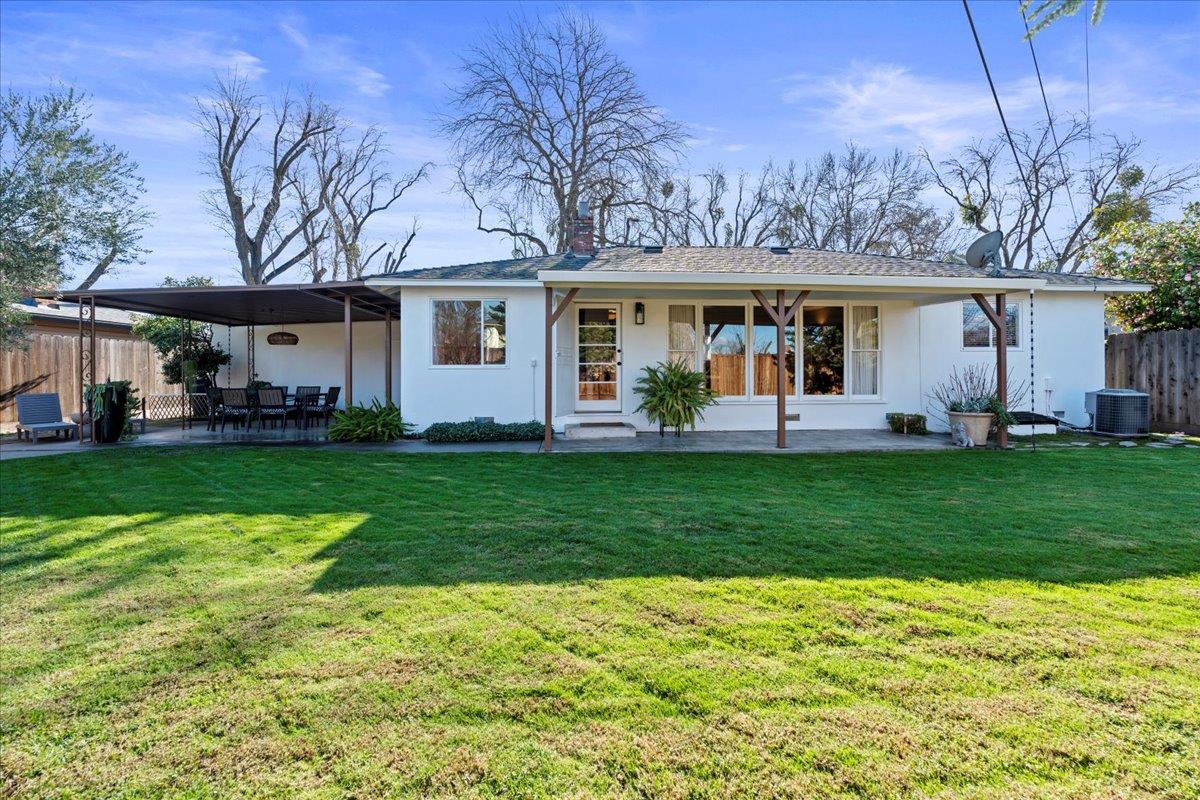 1409 Cherrywood Dr, Modesto, CA 95350