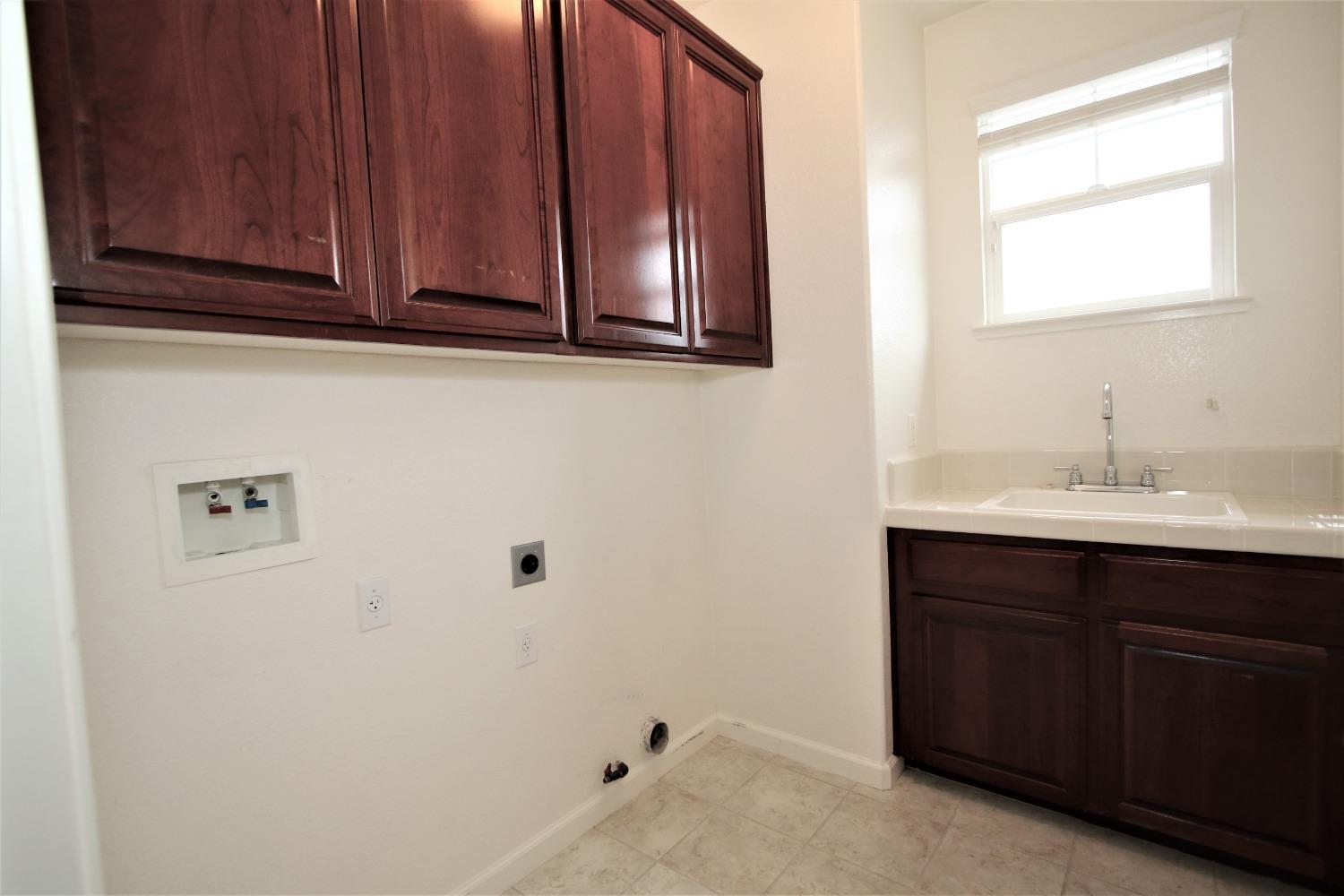 20625 Sarazen Pl, Patterson, CA 95363