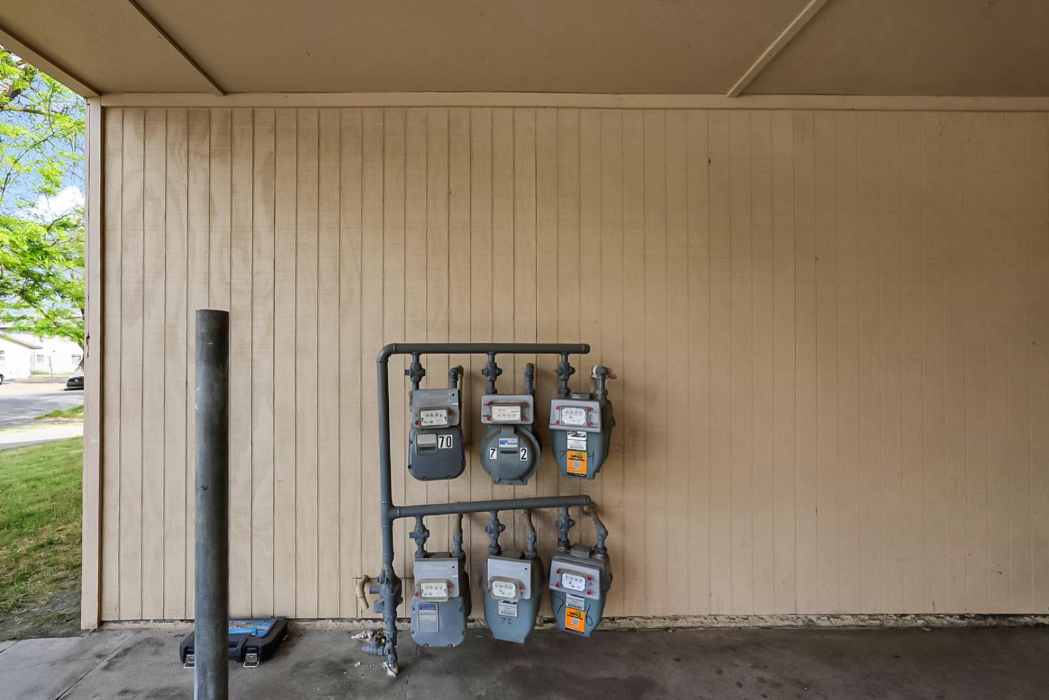 72 E 12th St, Merced, CA 95341