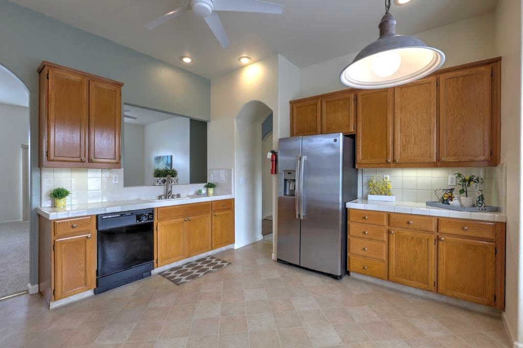 3501 Red Maple Dr, Modesto, CA 95355