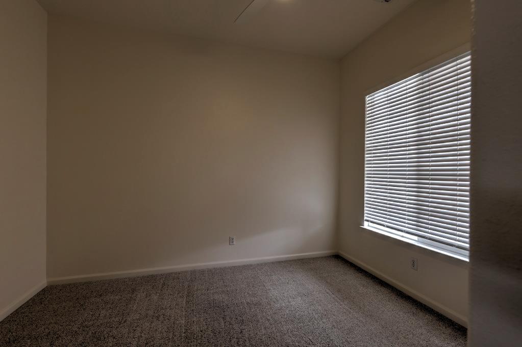 3501 Red Maple Dr, Modesto, CA 95355