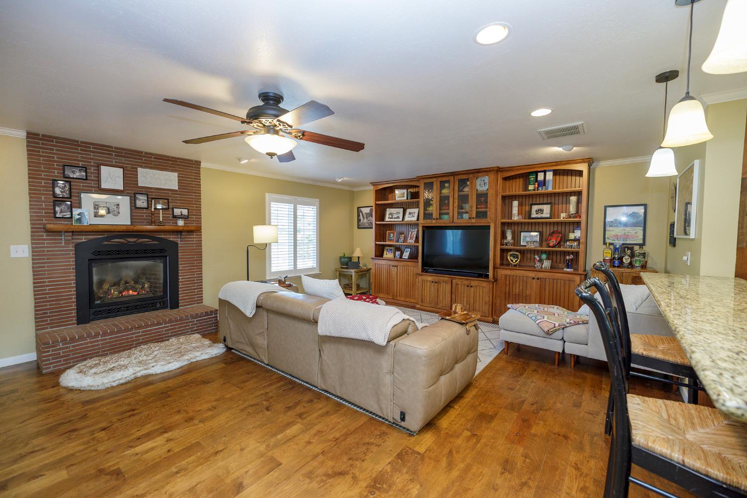 29209 Orange Ave, Escalon, CA 95320