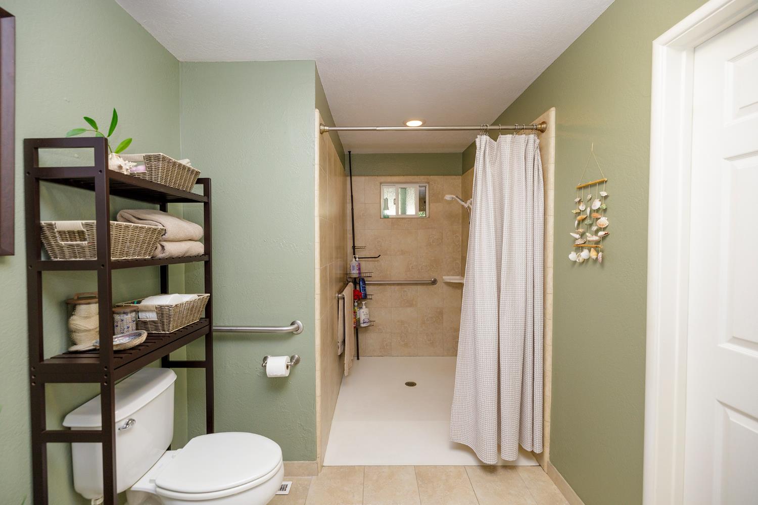 29209 Orange Ave, Escalon, CA 95320