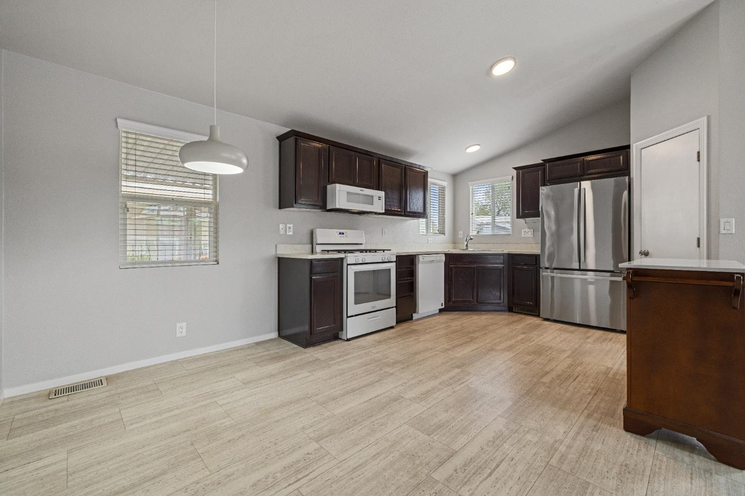 2621 Prescott #92, Modesto, CA 95350