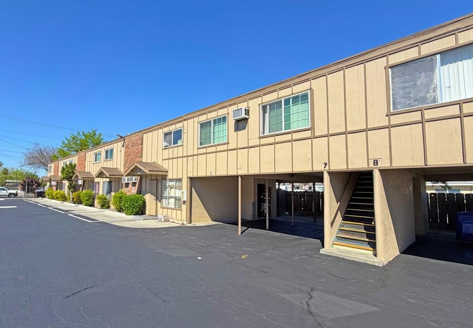 1002 Geer Rd, Turlock, CA 95380