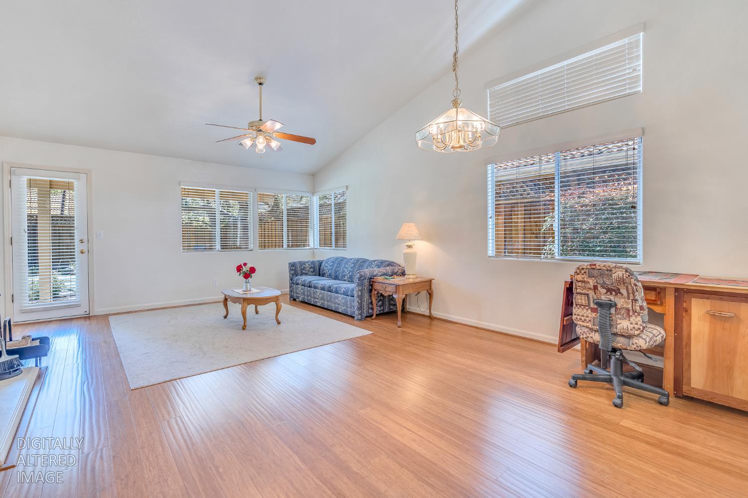 1817 Brooks Ct, Los Banos, CA 93635