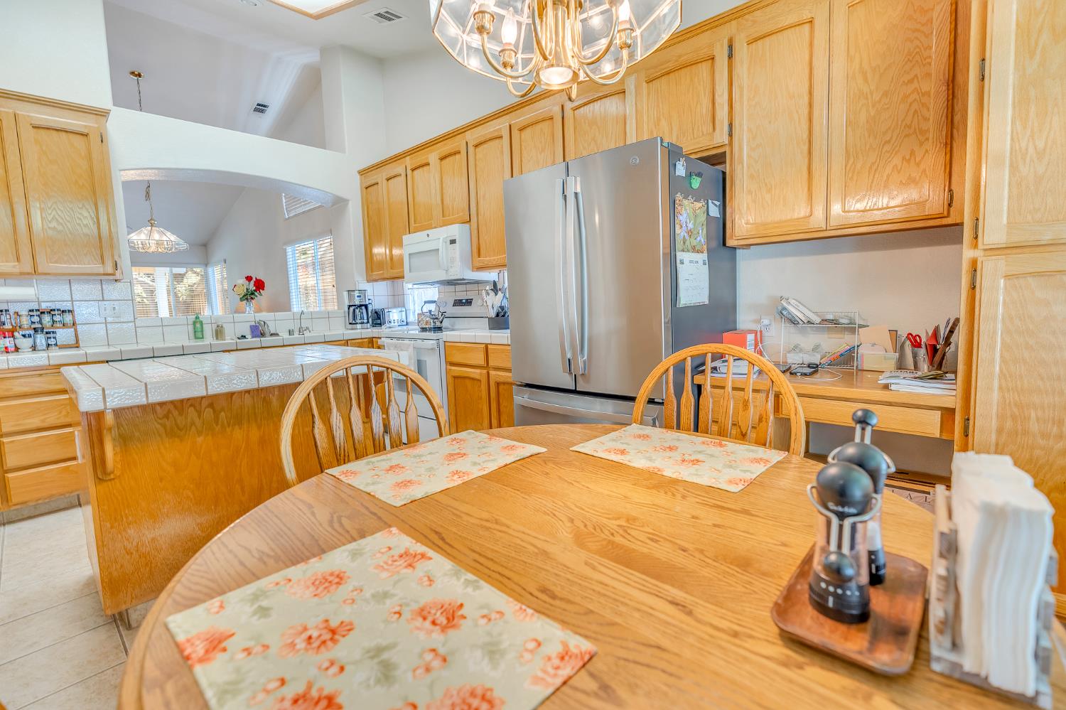 1817 Brooks Ct, Los Banos, CA 93635