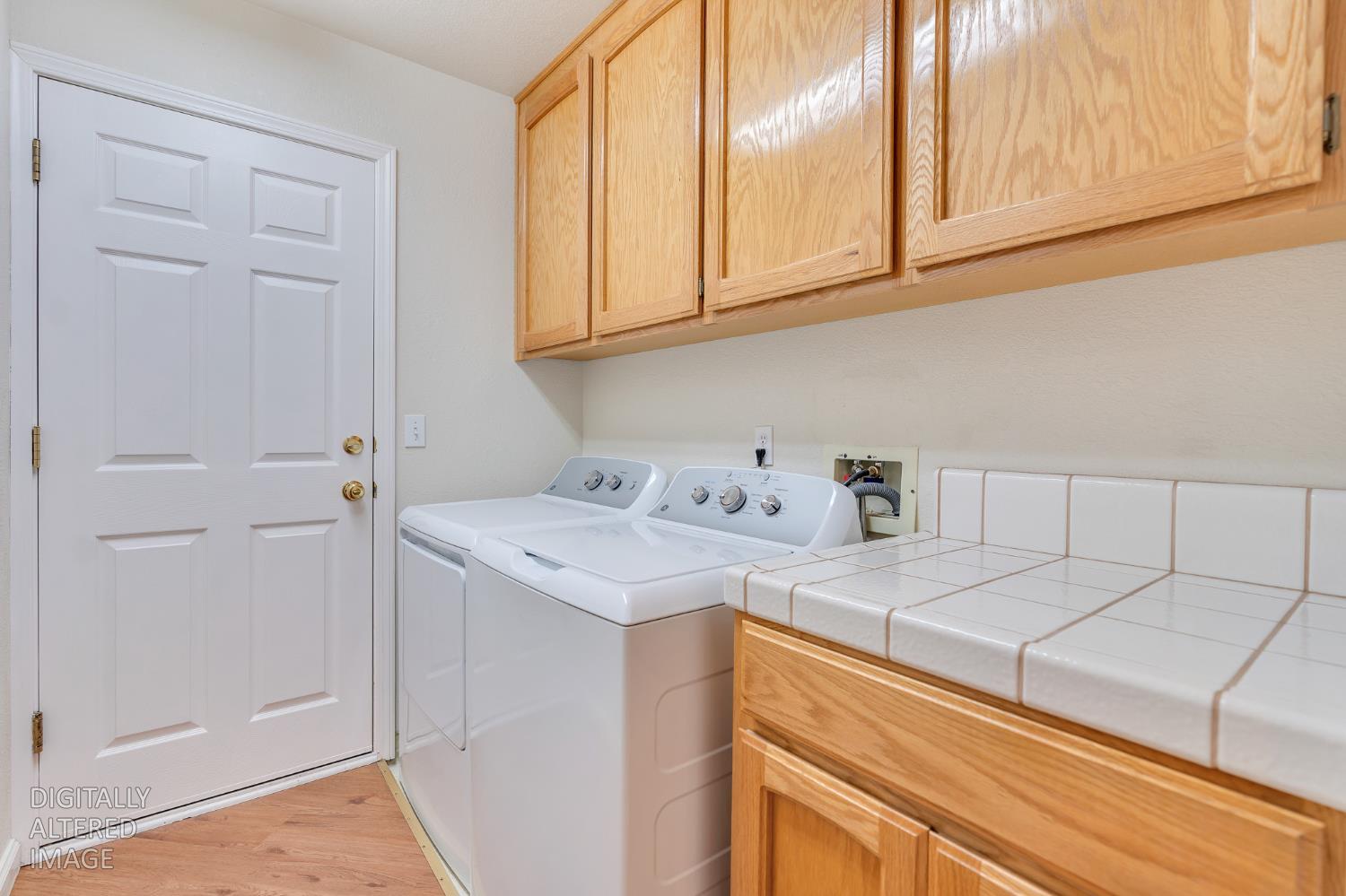 1817 Brooks Ct, Los Banos, CA 93635