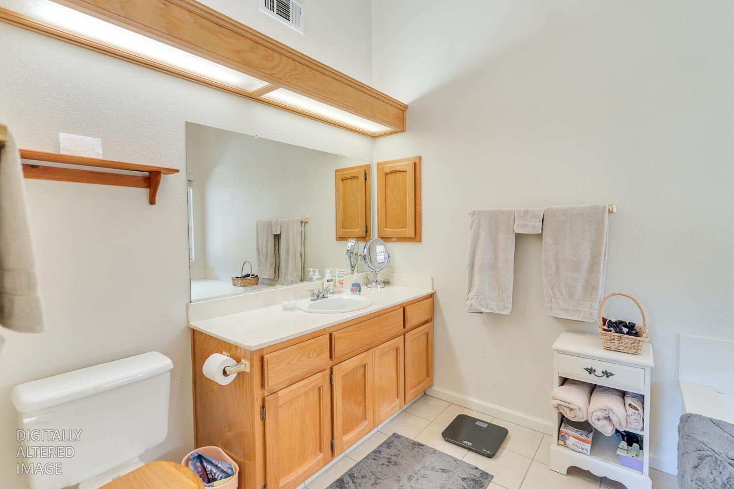 1817 Brooks Ct, Los Banos, CA 93635