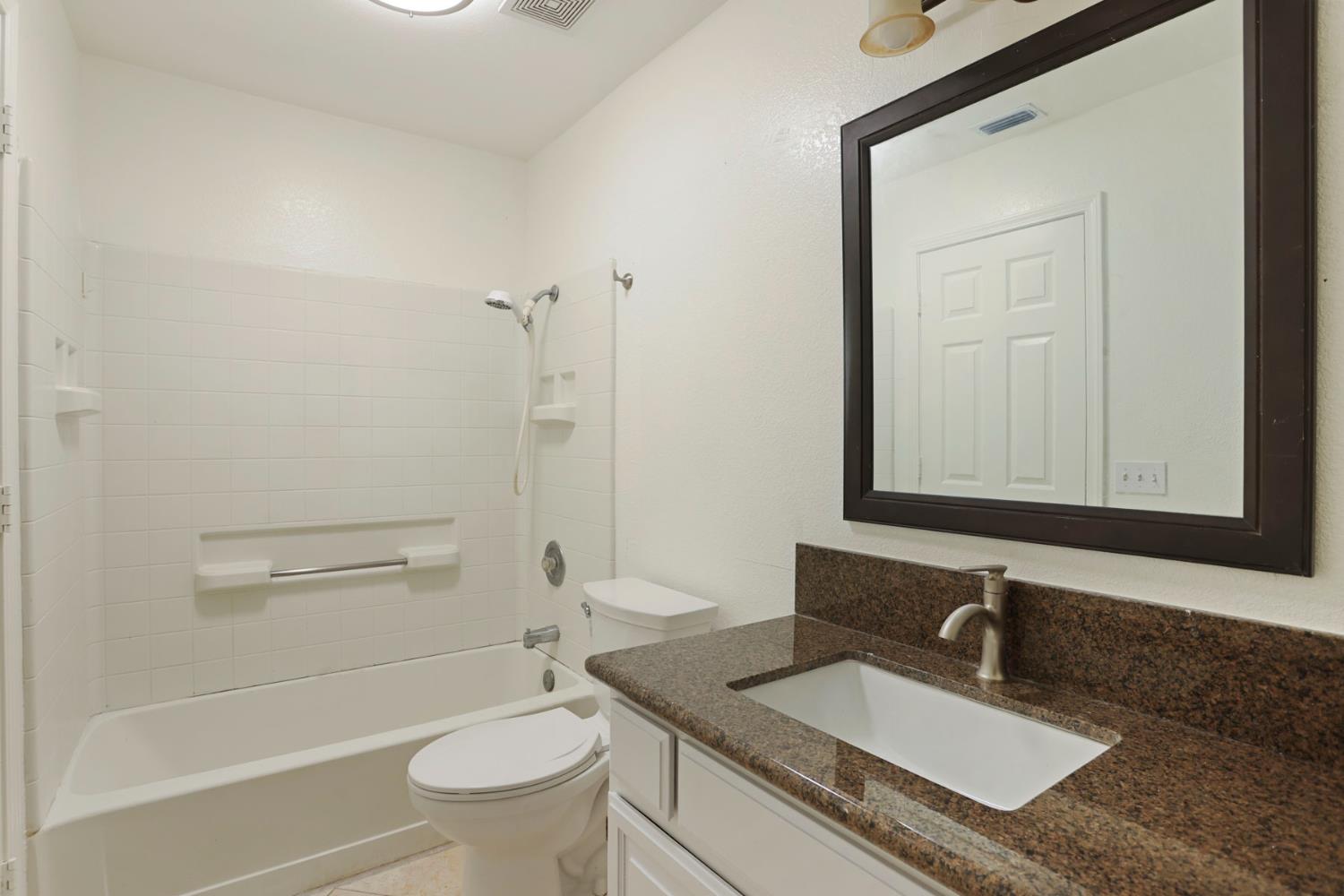 1212 Mcknight Ct, Modesto, CA 95351