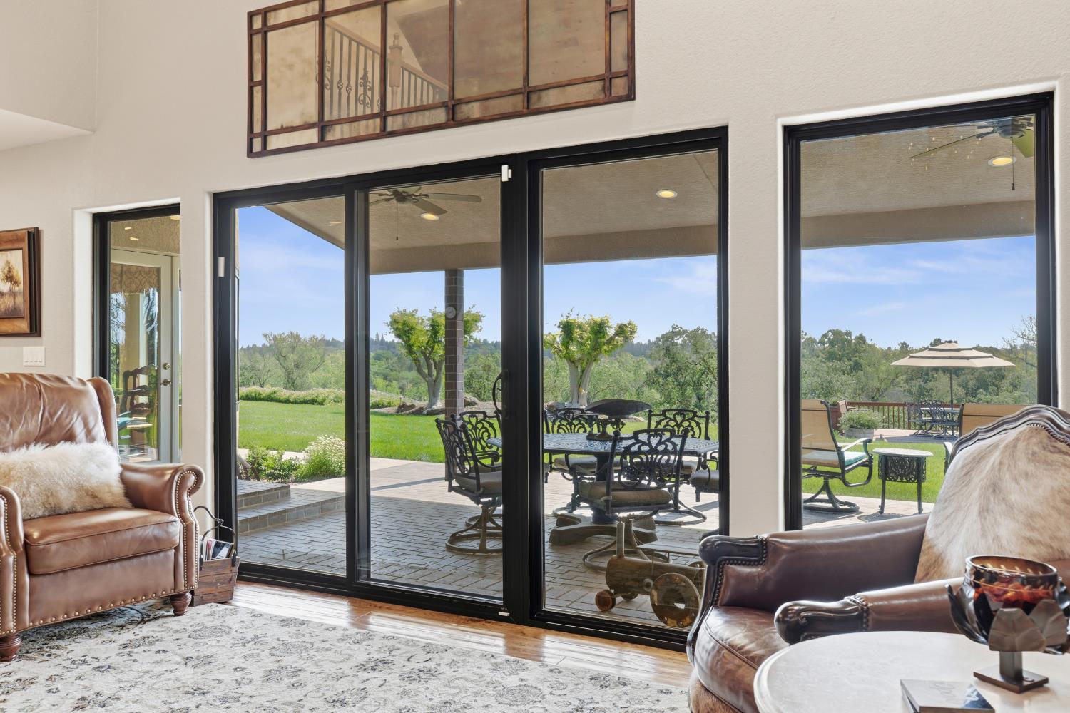 9000 Oak View Dr, Oakdale, CA 95361