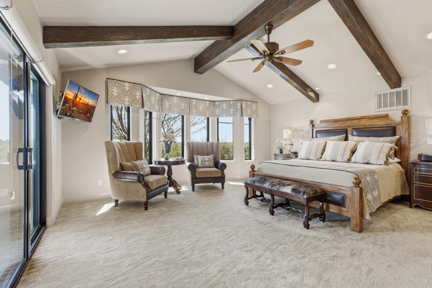 9000 Oak View Dr, Oakdale, CA 95361