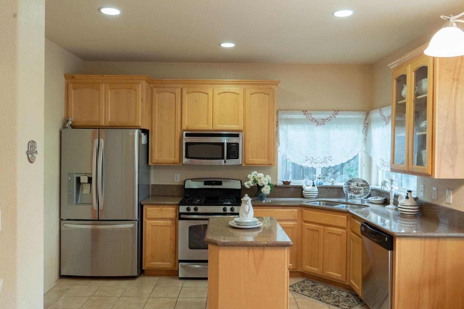 1502 Cloverfield Ct, Atwater, CA 95301